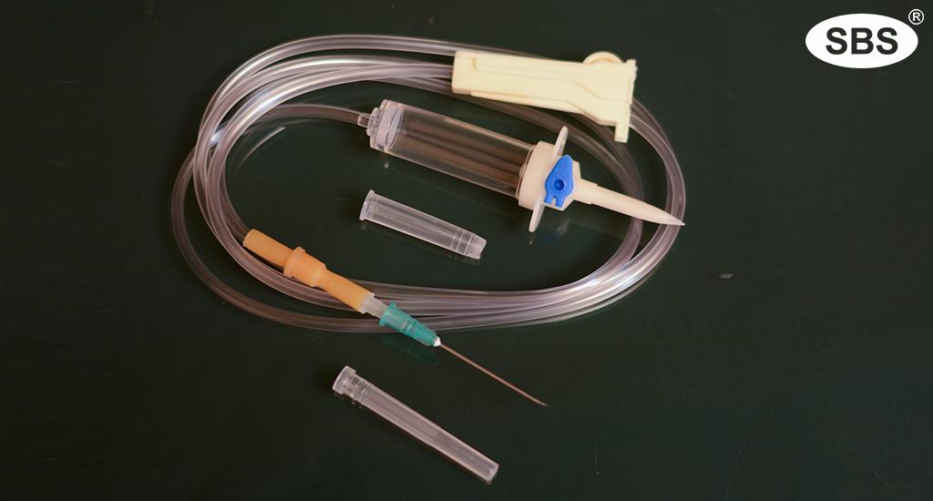 Sterile-Disposable-Infusion-Sets-With-Airvent-DELUX